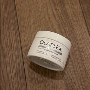 OLAPLEX White Weightless Nourishing Mask Jar